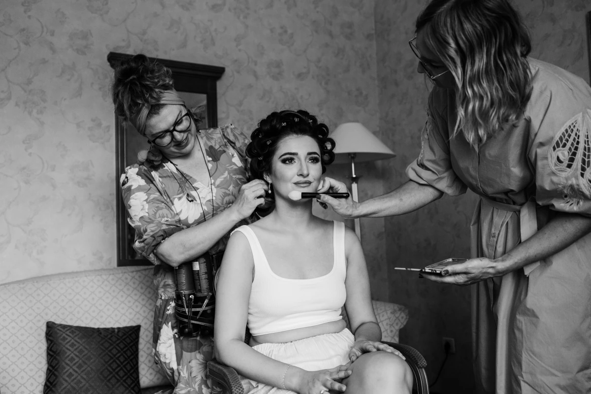 Hair and makeup on set, black and white